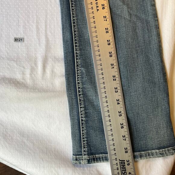 Indigo United Women Flared Jeans size 15 Blue Mid Rise Stretch Boot Cut NWT - Picture 3 of 11